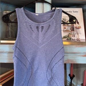 Alo size small blue top